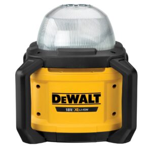 Akku-LED-Baustellenstrahler (bis 5.000 Lumen) für alle 18 Volt XR- und XR-Flexvolt-Akkus